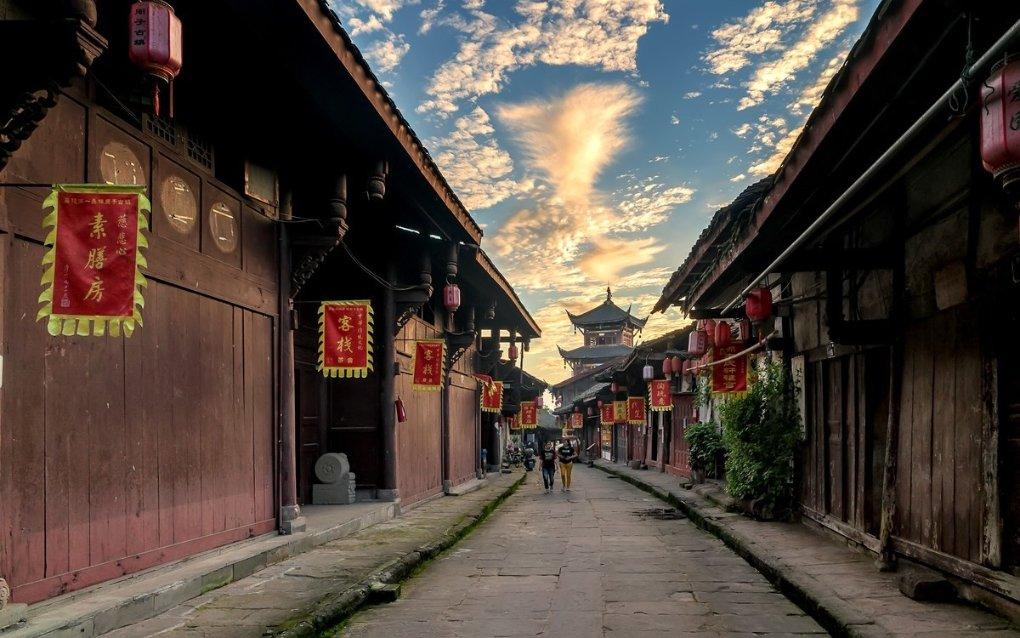 逃离龙的圣地